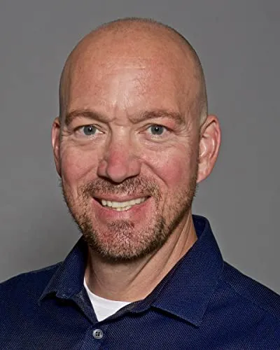 John R Mangus
