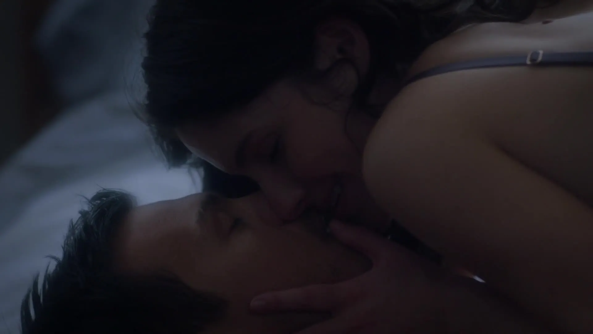 E2.Nothing between us but sheets