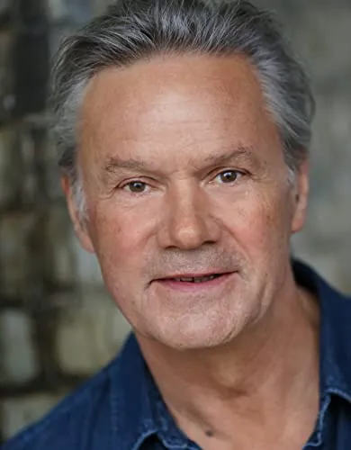 Michael Lumsden