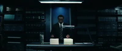 E6