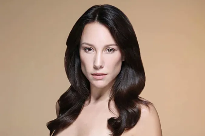 Alexandra Merle