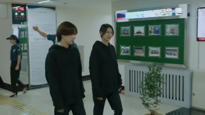 E12.Episode #1.12