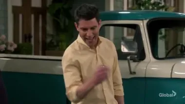 E20.Welcome to the Other Neighborhood