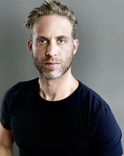 Jonathan Lev