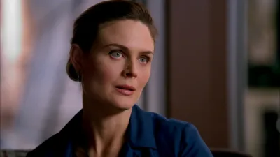 E25