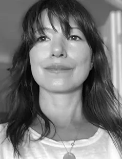 Julienne Hanzelka Kim