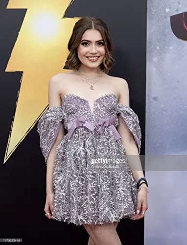 Emmy Perry