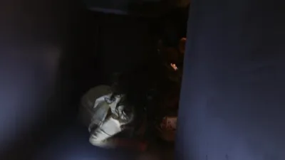 E476
