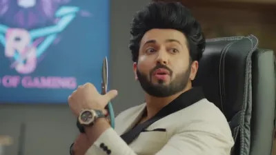 E3