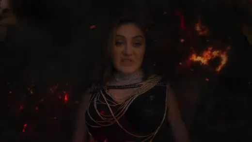 E22