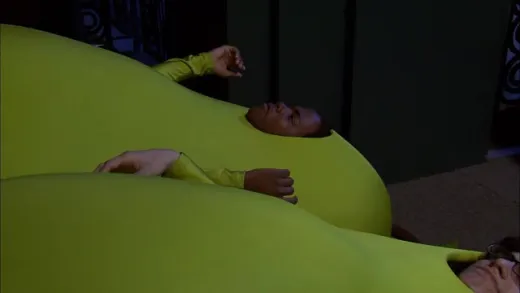 E3