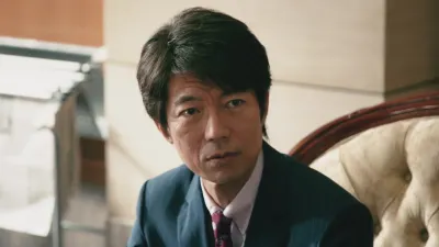 E3