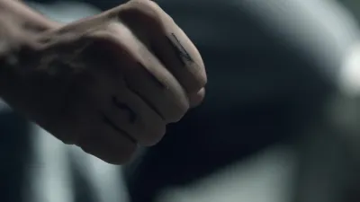 E6