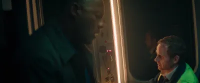 E8