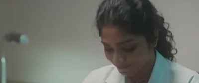 E4