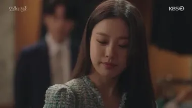 E2.The Shoes That Fit Me