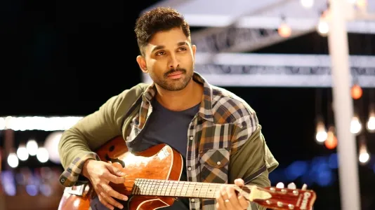 Movie Poster: Naa Peru Surya - Naa Illu India