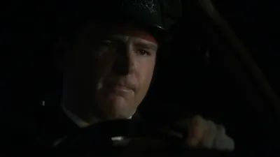 E8