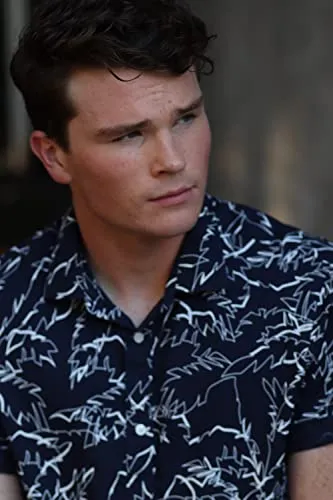 Ezra Sexton