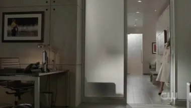 E20.New Lady in Town