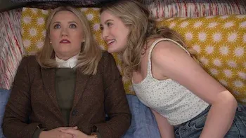 E1.Guess what?! Claire’s sister is coming!