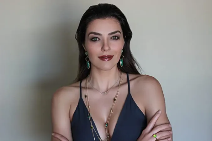 Adrianne Curry