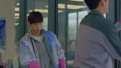 E12.Episode #1.12