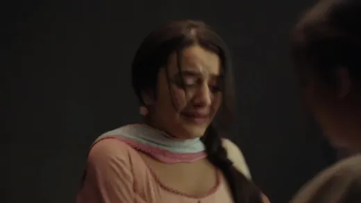 E129