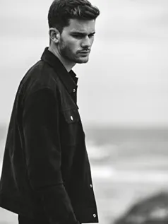 Jeremy Irvine