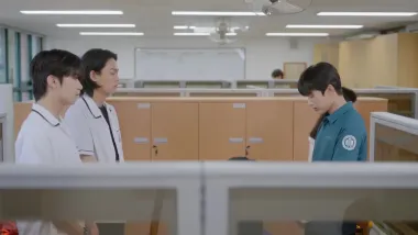 E1.Hamster and Sociopath