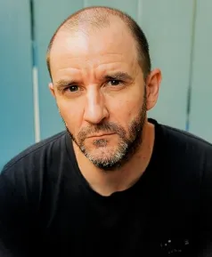 Tom Harwood