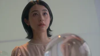 E3.The Lunchbox Wife