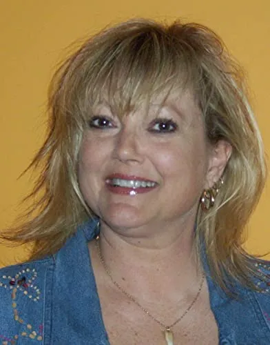 Laura Warner