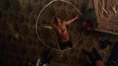 E6.Trapped Inside
