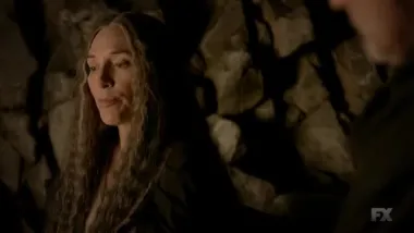 E8.Broken Things / Pethau Toredig