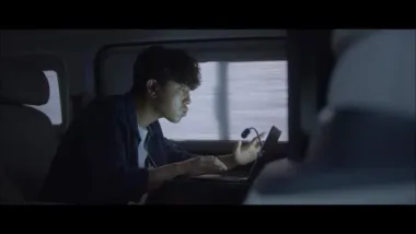 E1.Robbed Before His Eyes