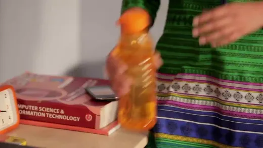 E422
