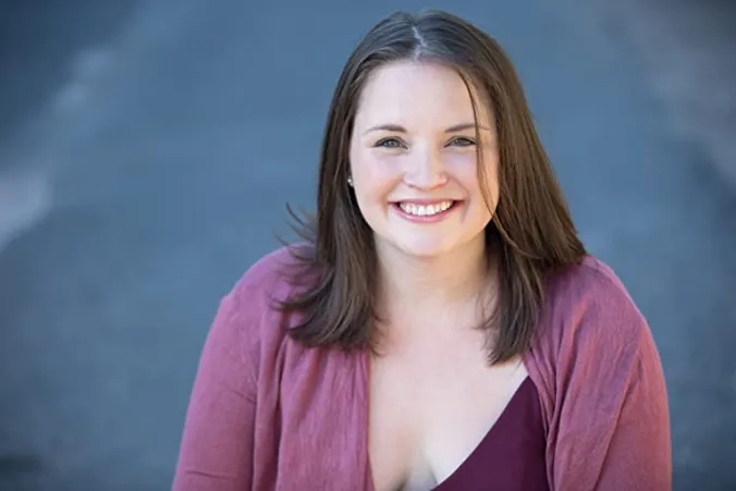 Amanda Rhodes
