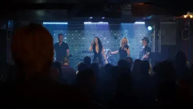 E9.Rolling in the Deep