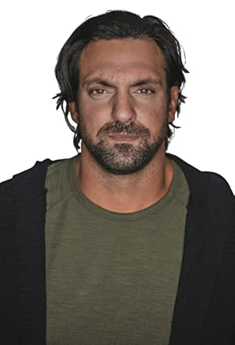 Aron Stevens