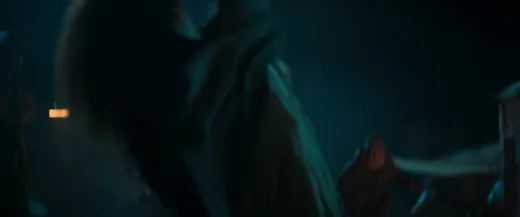 E4
