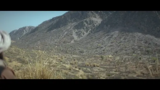 E3