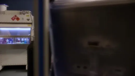 E2