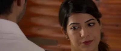 E4