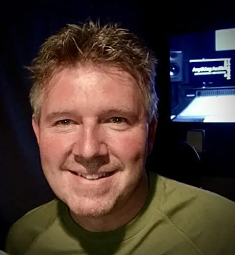 Lee Riley