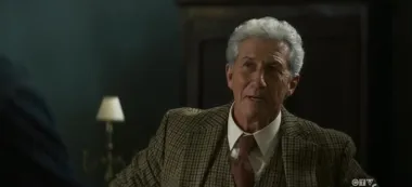 E10.Suspicious Minds