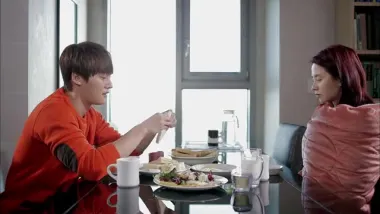 E12.Emergency Couple