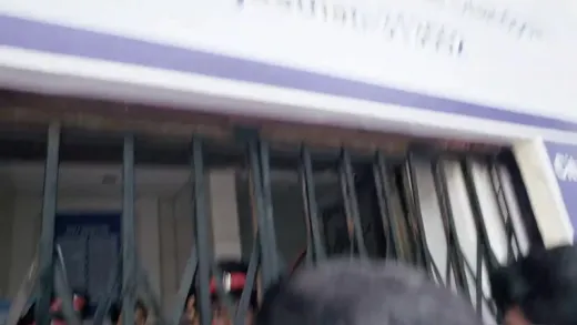 E2758