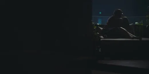 E4