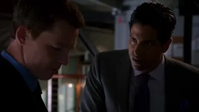 E4.Blind Sides